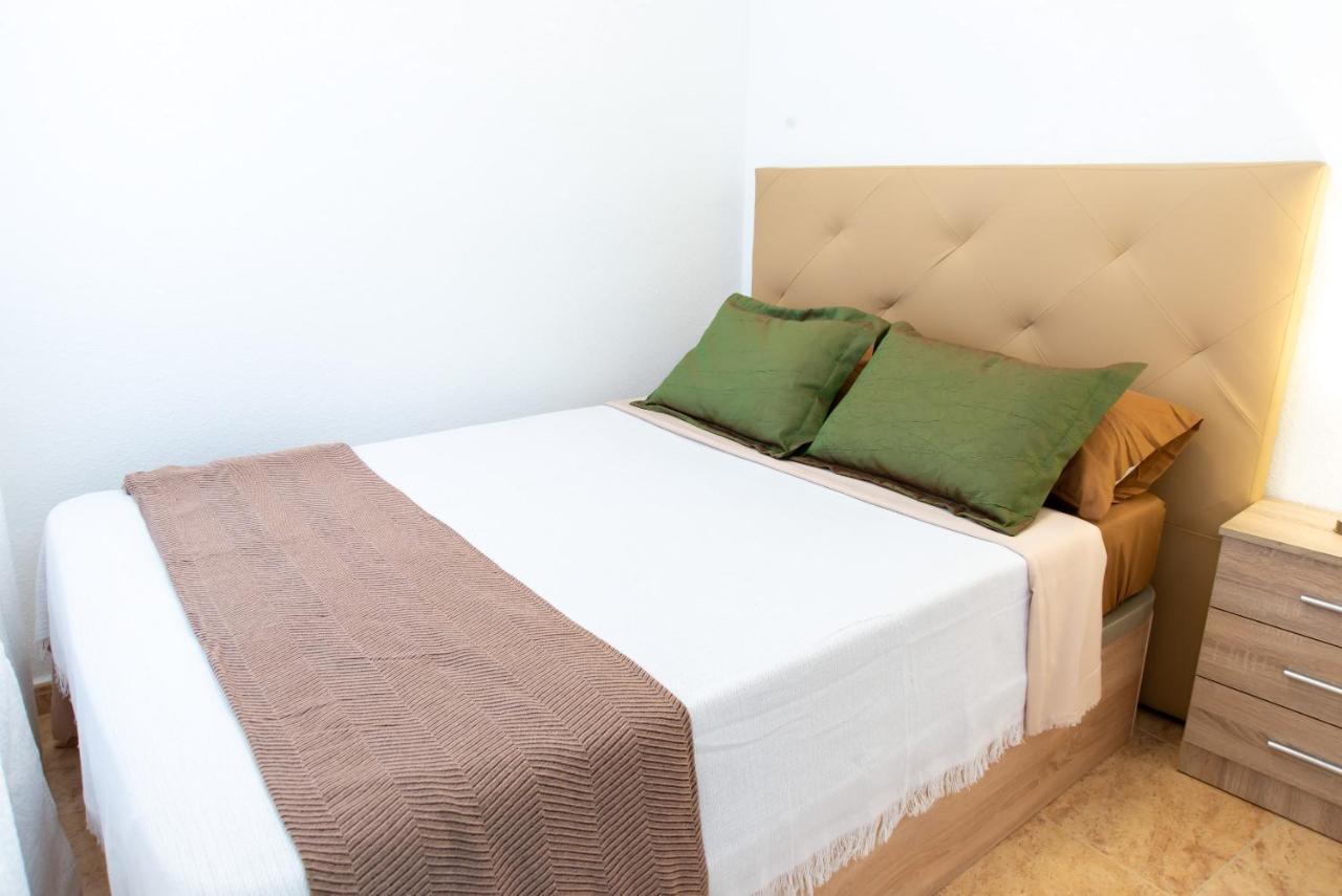 Holiday Suite Caballero De Rodas 92 Torrevieja Zewnętrze zdjęcie